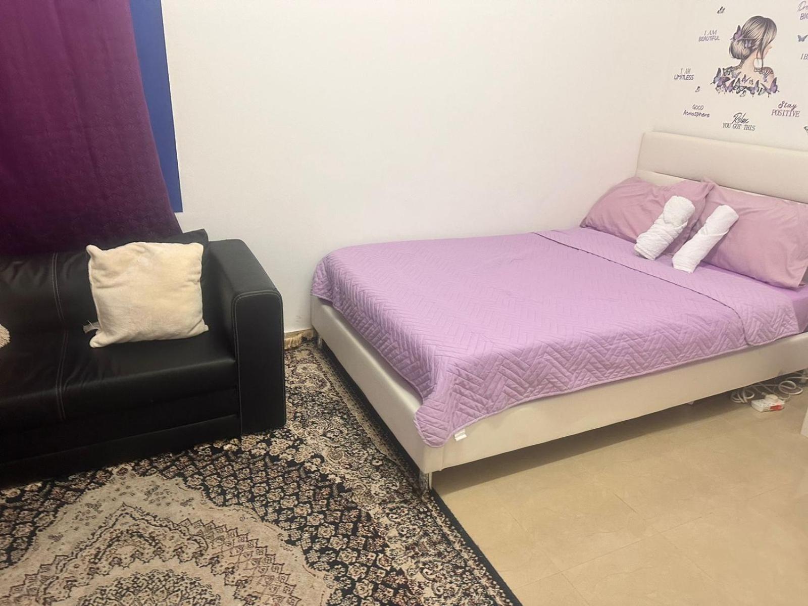 The Purple Place Apartment Abu Dhabi Exterior foto