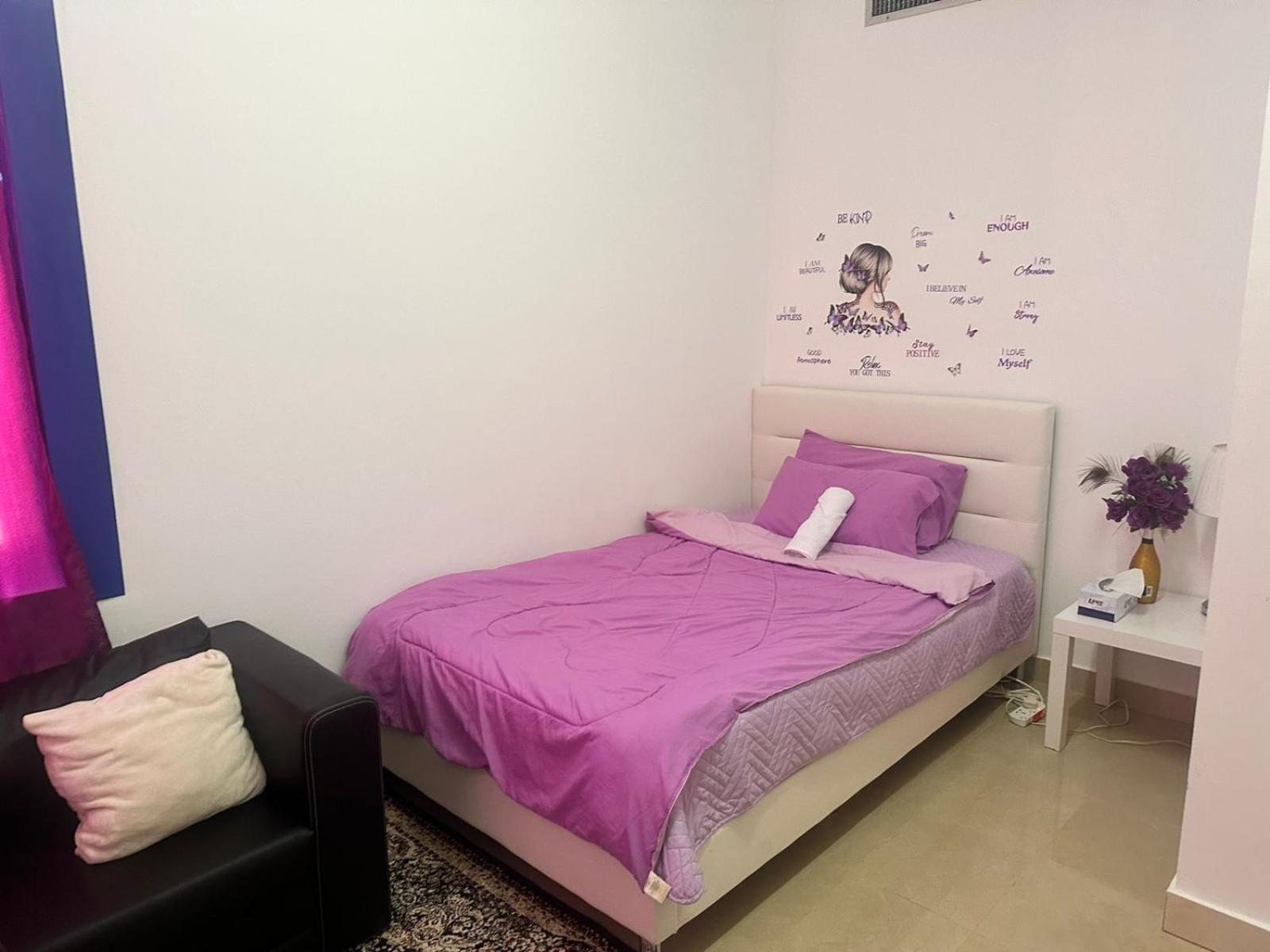 The Purple Place Apartment Abu Dhabi Exterior foto