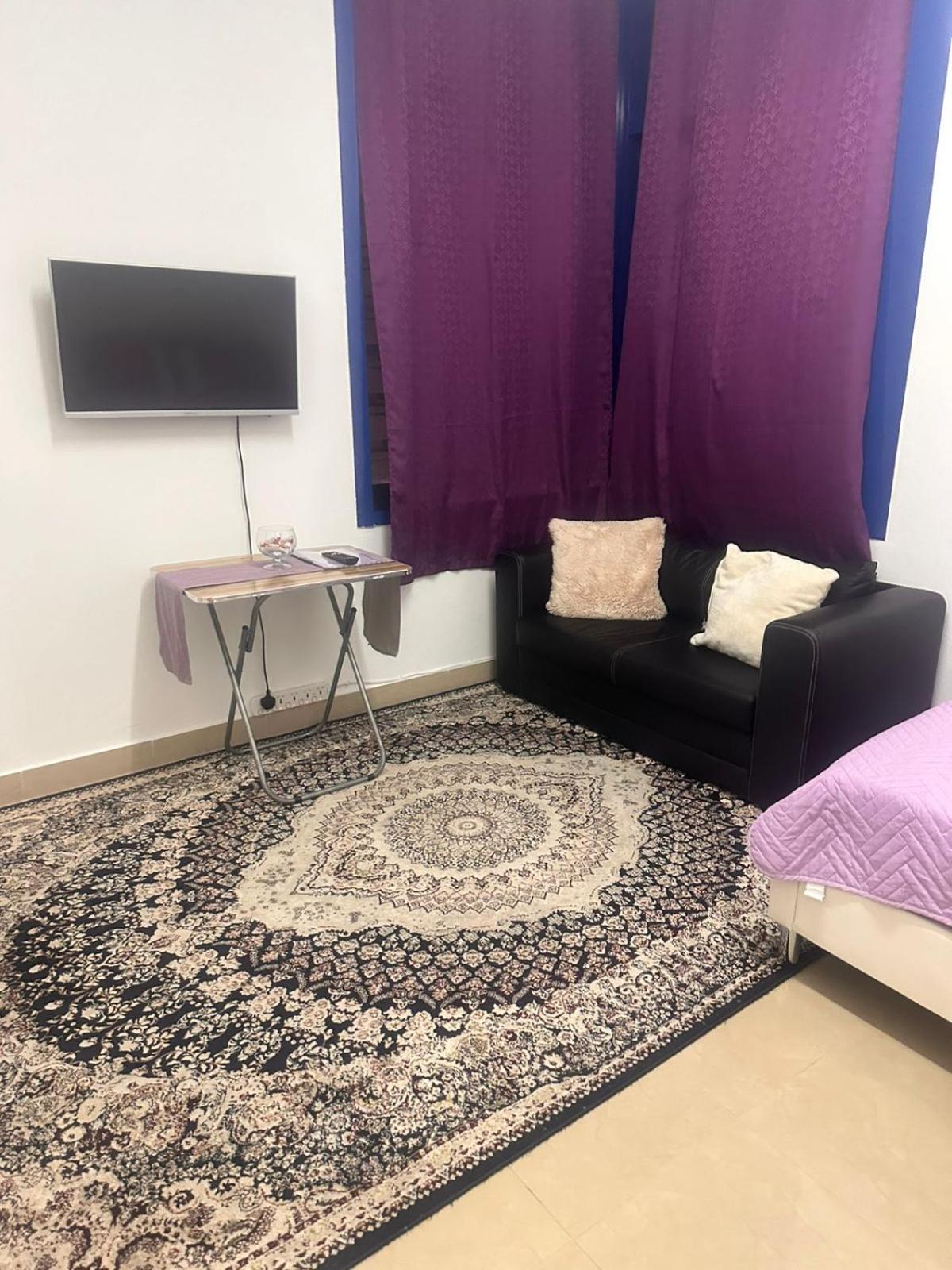 The Purple Place Apartment Abu Dhabi Exterior foto